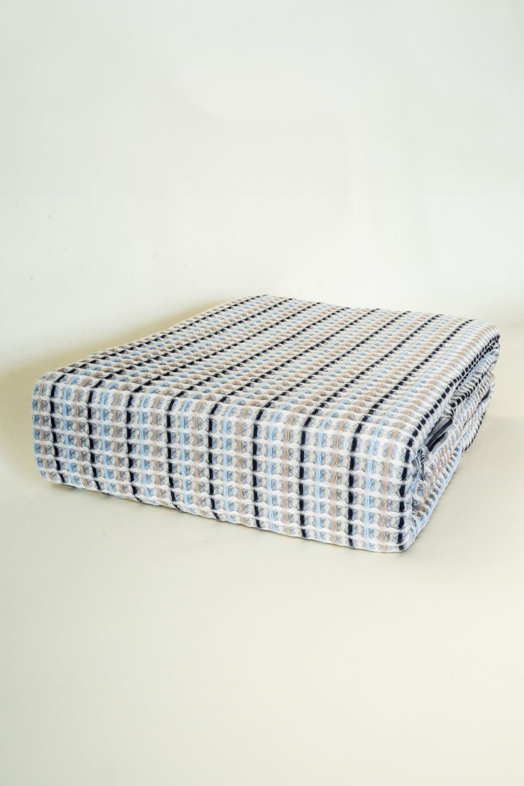 Tagesdecke mit Waffelmuster und Streifen in Pastell