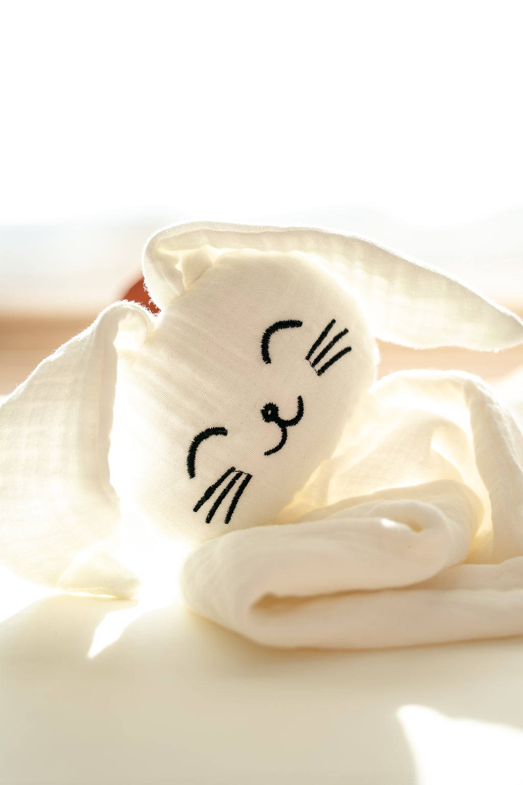 WEISSES HÄSCHEN LOVEY